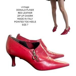 VINTAGE Y2K DONALD PLINER RED ZIPPER CHARM‎ PUMPS HEELS SIZE 7.